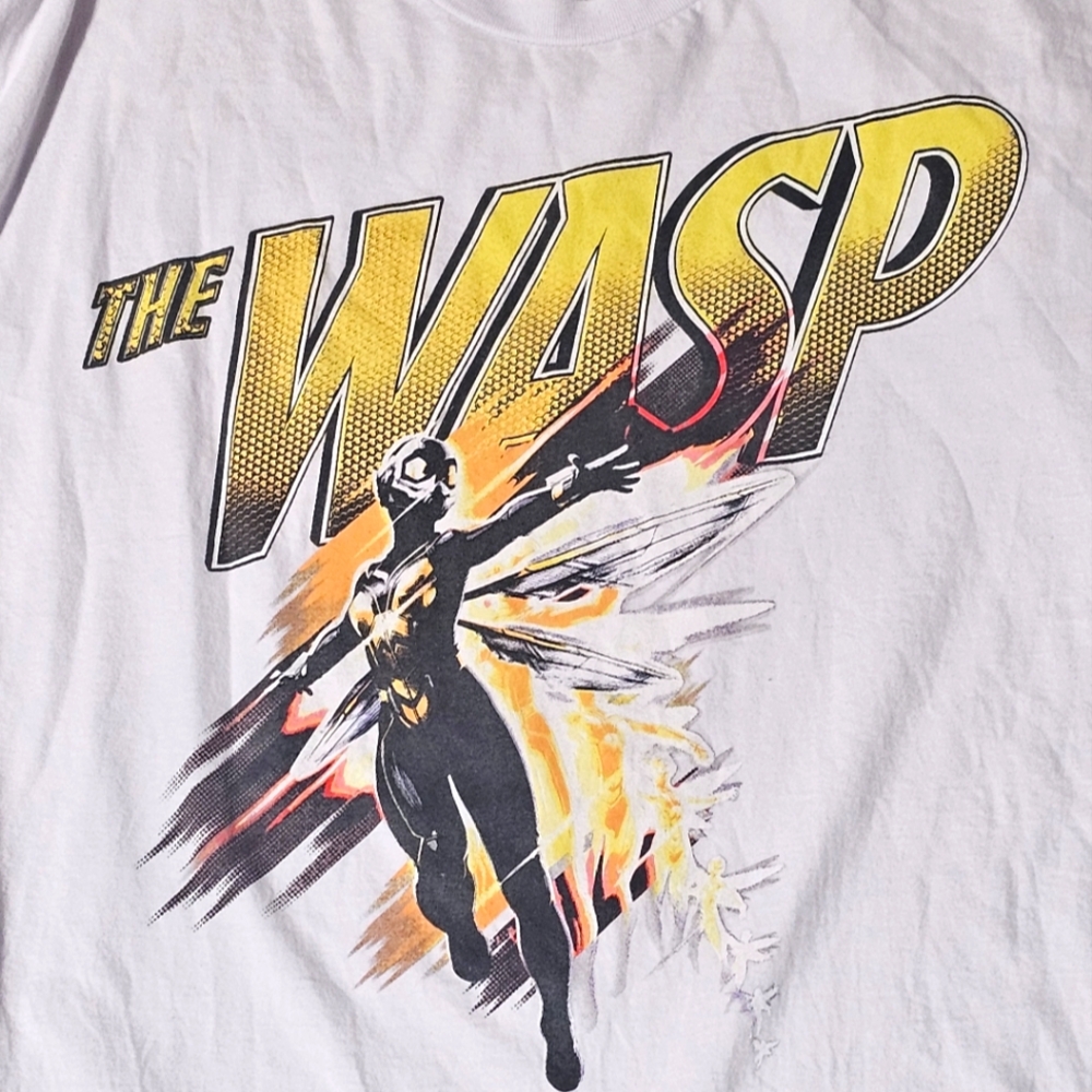graphic t-shirt